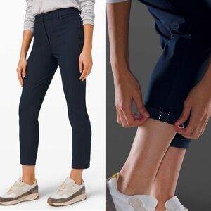 LIKE NEW Lululemon City Sleek 5 Pocket 7/8 Pant True Navy